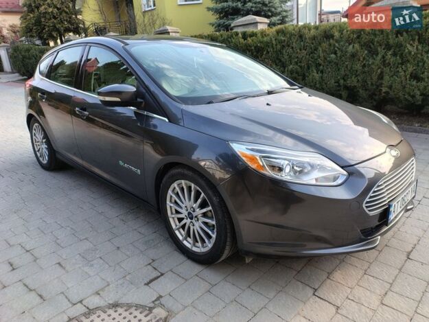 Ford Focus, 2015г. 23.0л. Електро Івано-Франківськ в кредит