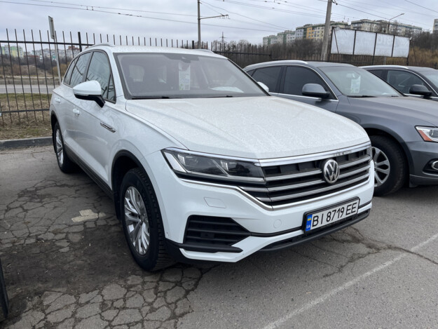 Volkswagen Touareg, 2019г. 3.0л. бензин Полтава в кредит