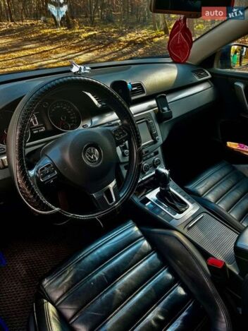 Volkswagen Passat, 2013г. 2.0л. дизель Рівне в кредит