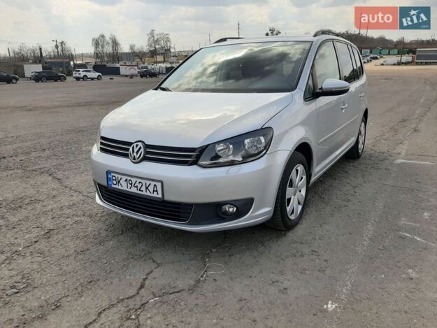 Volkswagen Touran, 2013г. 1.6л. дизель Рівне в кредит