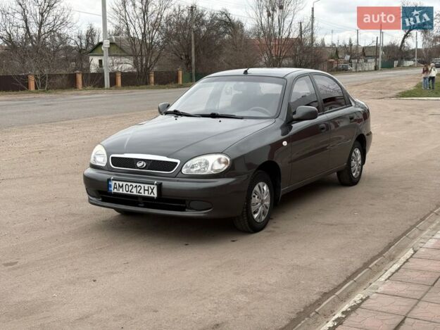 ЗАЗ Sens, 2013г. 1.3л. бензин Житомир в кредит