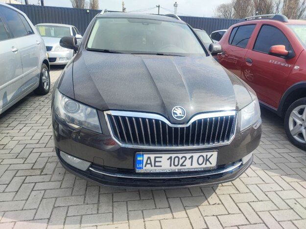 Skoda Superb, 2013г. 2.0л. дизель Кременчук в кредит