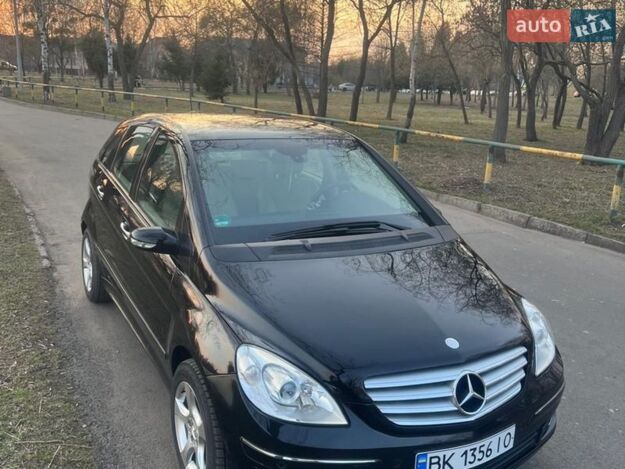 Mercedes-benz B-class, 2006г. 1.5л. бензин Рівне в кредит