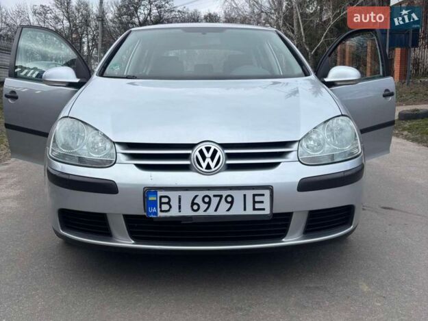 Volkswagen Golf, 2005г. 1.6л. бензин Полтава в кредит