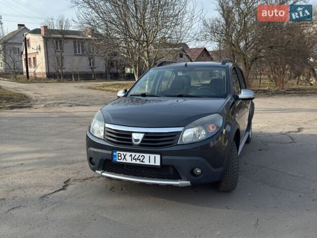 Dacia Sandero, 2010г. 1.6л. бензин Рівне в кредит