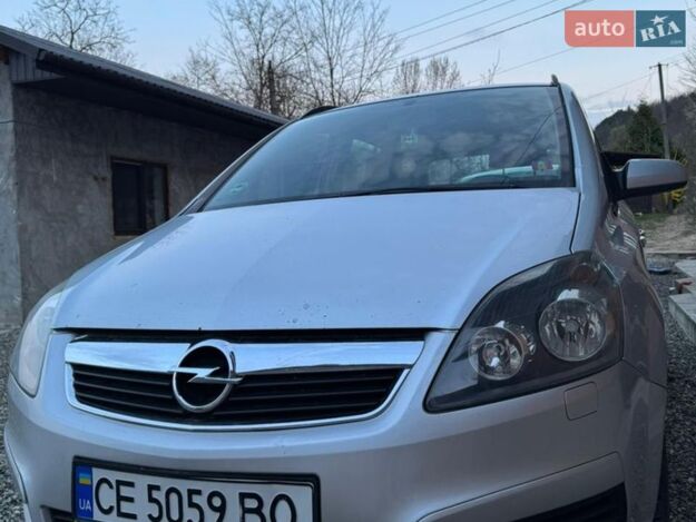 Opel Zafira, 2006г. 1.9л. дизель Чернівці в кредит