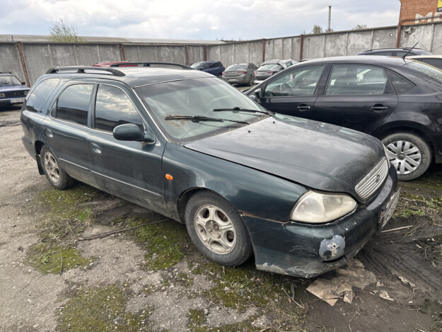 Kia Clarus, 1998г. 2.0л. бензин Суми в кредит