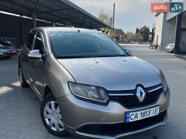 Renault Logan, 2013г. 1.1л. бензин Черкаси в кредит