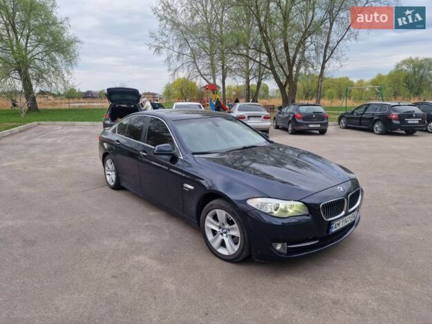 Bmw 5 series, 2011г. 2.0л. бензин Київ в кредит