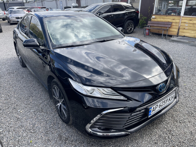 Toyota Camry, 2021г. 2.5л. гібрид Дніпро в кредит