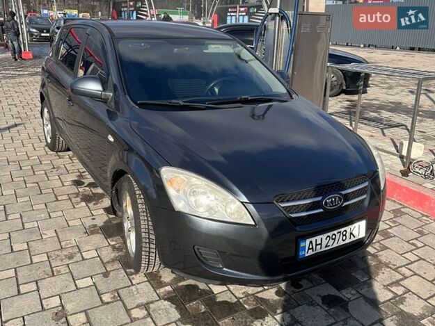 Kia Ceed, 2008г. 1.4л. бензин Полтава в кредит
