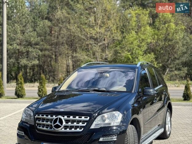 Mercedes-benz M-class, 2010г. 3.0л. дизель Луцьк в кредит