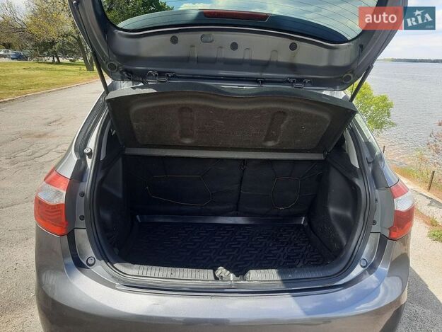 Kia Rio, 2012г. 1.4л. бензин Дніпро в кредит