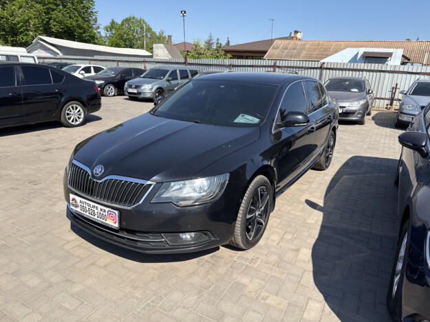 Skoda Superb, 2014г. 2.0л. дизель Кривий Ріг в кредит