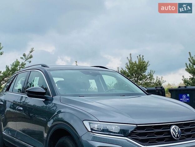 Volkswagen T-roc, 2020г. 1.5л. бензин Рівне в кредит
