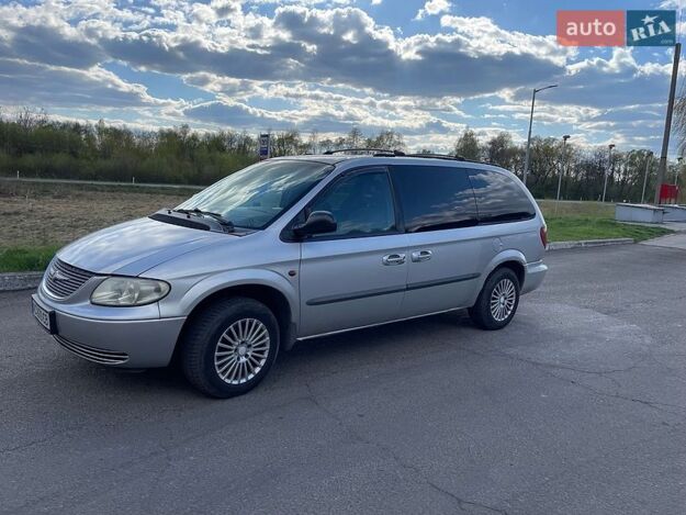 Chrysler Grand voyager, 2002г. 2.5л. дизель Луцьк в кредит