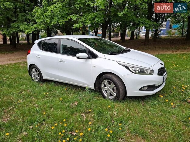 Kia Ceed, 2013г. 1.6л. гібрид Вінниця в кредит