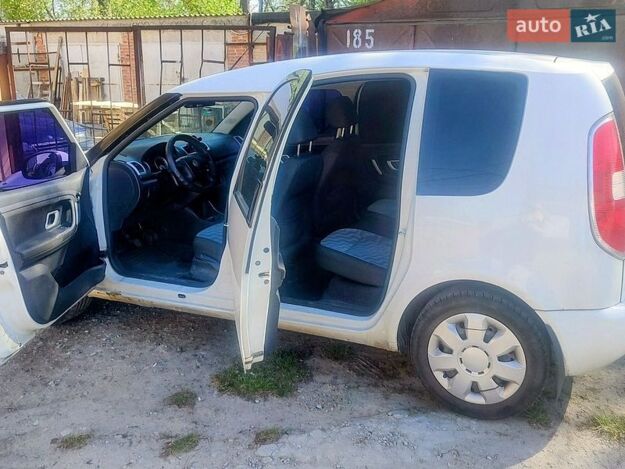Skoda Roomster, 2008г. 1.6л. бензин Київ в кредит
