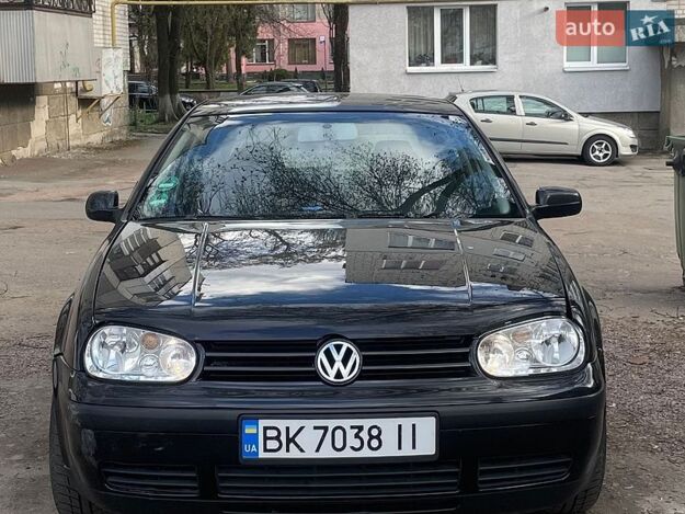 Volkswagen Golf, 2003г. 1.6л. бензин Житомир в кредит