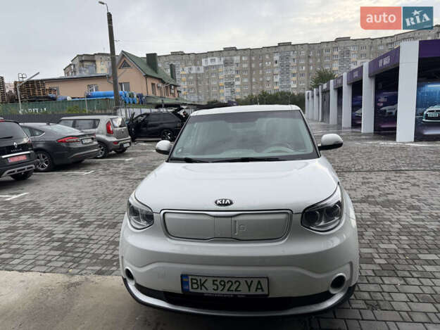 Kia Soul, 2015г. 0.0л. Електро Рівне в кредит
