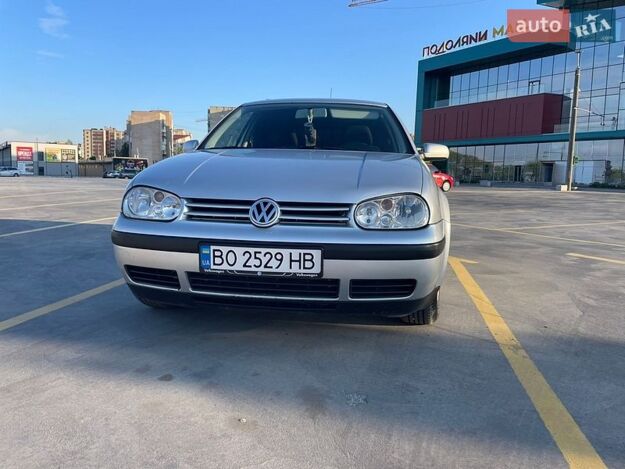 Volkswagen Golf, 2000г. 1.6л. бензин Тернопіль в кредит