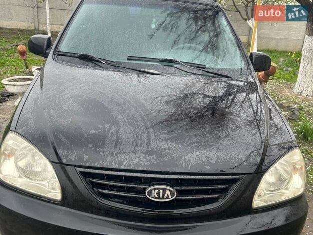 Kia Carens, 2004г. 2.0л. бензин Полтава в кредит
