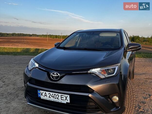 Toyota Rav4, 2016г. 2.2л. дизель Рівне в кредит