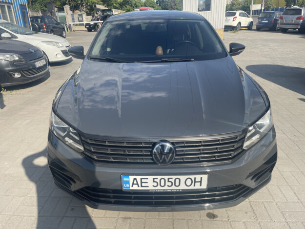 Volkswagen Passat, 2016г. 1.8л. бензин Дніпро в кредит