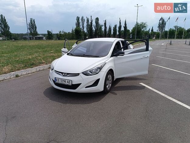 Hyundai Elantra, 2014г. 1.6л. гібрид Дніпро в кредит