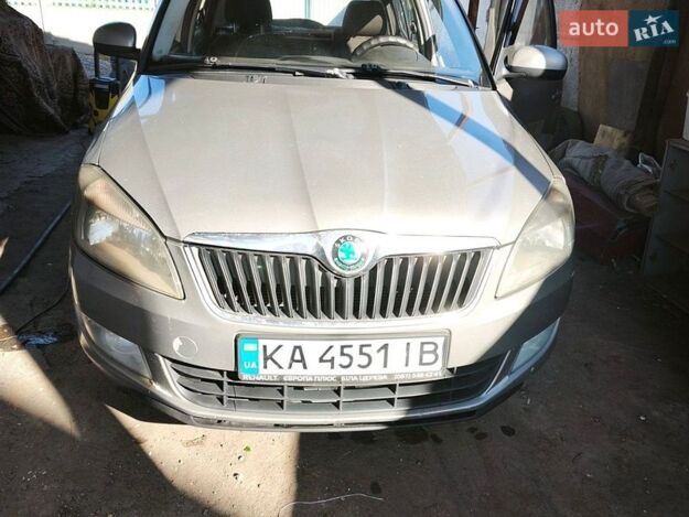 Skoda Fabia, 2012г. 1.4л. бензин Київ в кредит