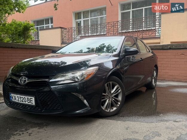 Toyota Camry, 2015г. 2.5л. бензин Київ в кредит