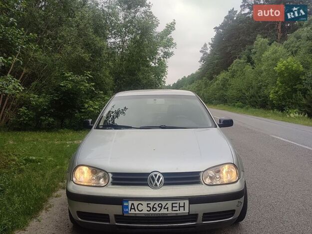 Volkswagen Golf, 2003г. 1.6л. бензин Луцьк в кредит