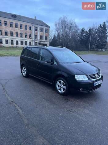 Volkswagen Touran, 2004г. 2.0л. дизель Житомир в кредит