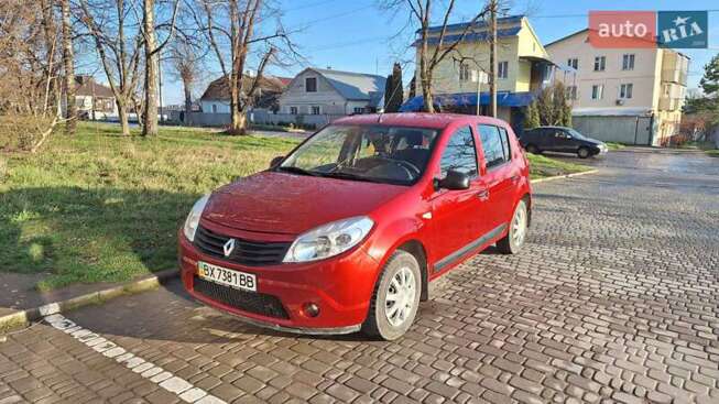 Renault Sandero, 2010г. 1.4л. бензин Хмельницький в кредит