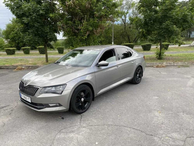 Skoda Superb, 2018г. 1.8л. бензин Кременчук в кредит