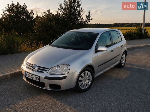 Volkswagen Golf, 2004г. 1.4л. бензин Луцьк в кредит