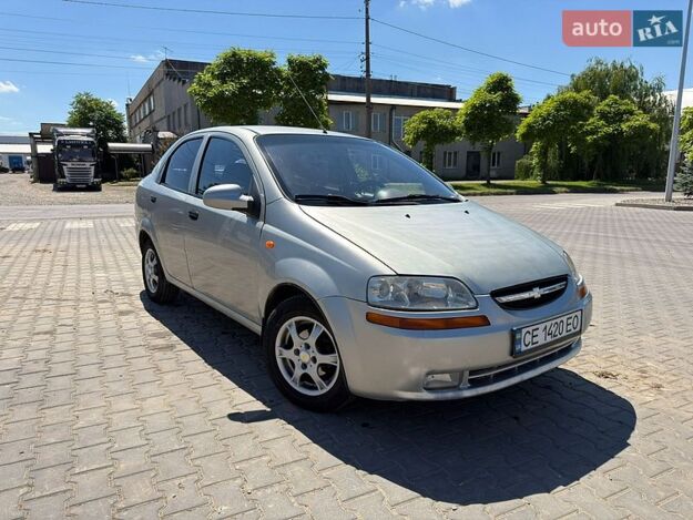 Chevrolet Aveo, 2004г. 1.5л. бензин Чернівці в кредит