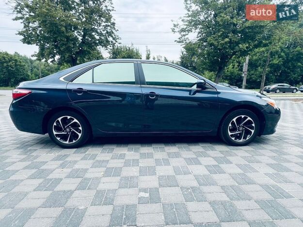 Toyota Camry, 2015г. 2.5л. гібрид Хмельницький в кредит
