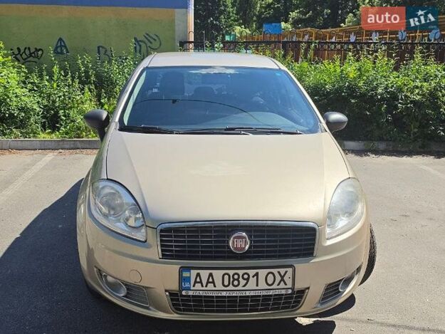 Fiat Linea, 2012г. 1.4л. бензин Київ в кредит