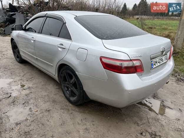 Toyota Camry, 2008г. 2.4л. бензин Житомир в кредит