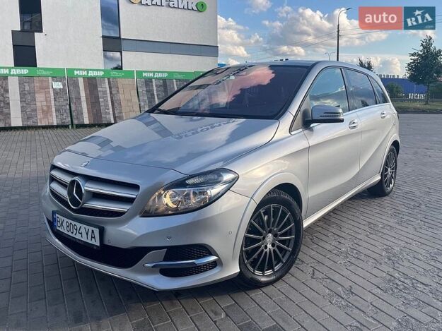 Mercedes-benz B-class, 2015г. 0.0л. Електро Рівне в кредит
