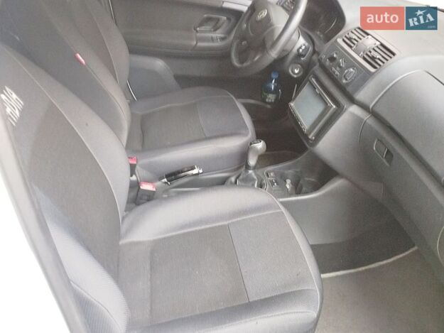 Skoda Fabia, 2011г. 1.4л. бензин Київ в кредит