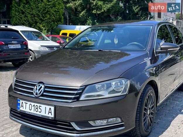 Volkswagen Passat, 2012г. 2.0л. дизель Чернівці в кредит