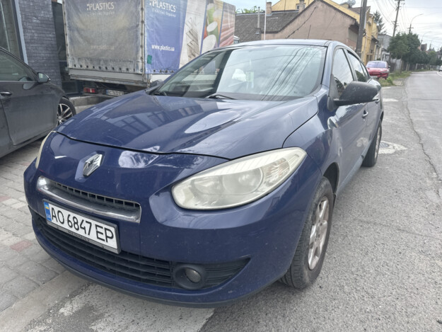 Renault Fluence, 2011г. 1.6л. бензин Ужгород в кредит