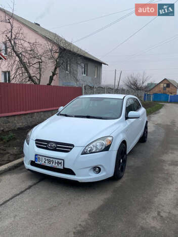 Kia Ceed, 2010г. 1.4л. бензин Полтава в кредит