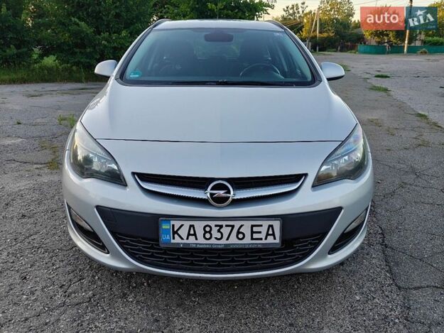 Opel Astra, 2015г. 1.6л. дизель Київ в кредит
