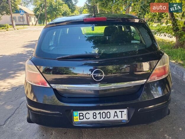 Opel Astra, 2011г. 1.4л. бензин Полтава в кредит