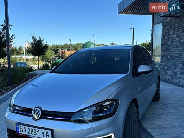 Volkswagen E-golf, 2019г. 0.0л. Електро Кропивницький в кредит