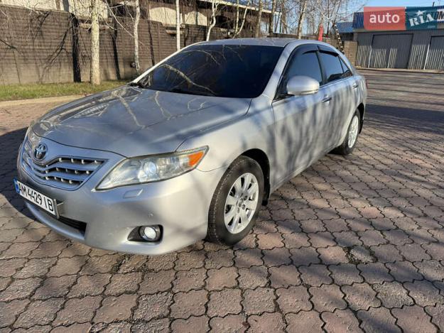 Toyota Camry, 2010г. 2.4л. гібрид Житомир в кредит
