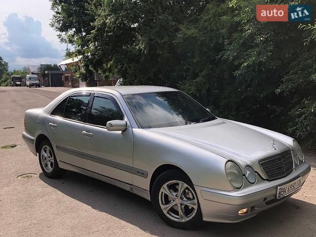 Mercedes-benz E-class, 2000г. 2.0л. бензин Рівне в кредит